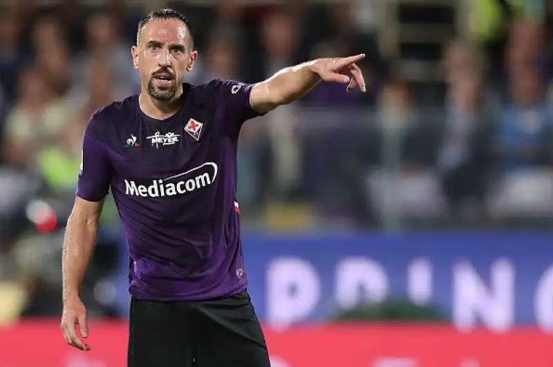 La Sampdoria è battuta per 2-1 grazie ai gol di Pezzella e Chiesa
