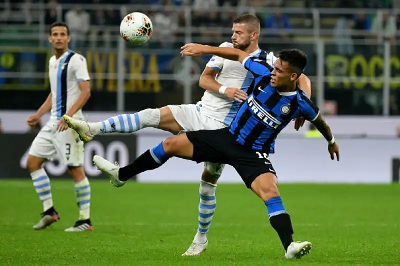 L'Inter risponde alla Juventus e resta al comando della serie A con cinque vittorie in cinque partite