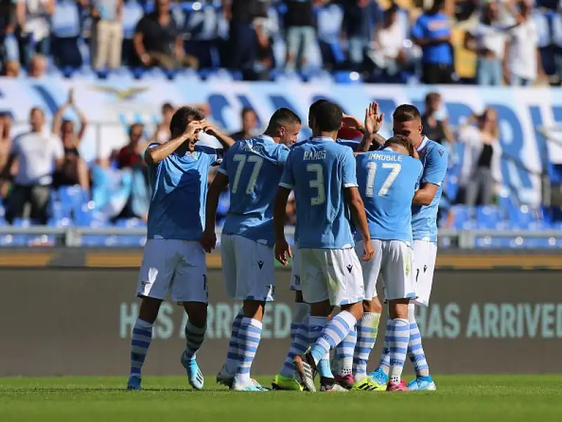 Per i biancocelesti sono andati in gol Milinkovic-Savic, Radu, Caicedo e Immobile.