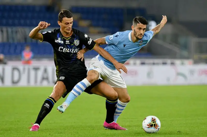 Immobile e Marusic abbattono i crociati all'Olimpico.