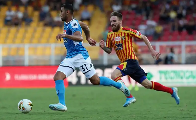 Il Napoli travolge per 4-1 il Lecce in una delle partite del pomeriggio valida per la quarta giornata di serie A.