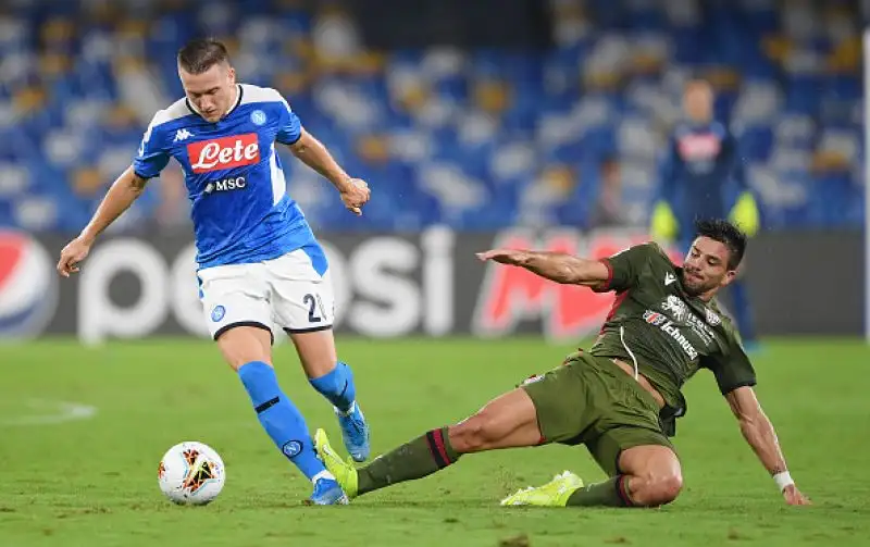 Ko inatteso per il Napoli di Ancelotti, sconfitta dal lanciatissimo Cagliari di Maran