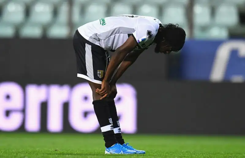 Il Parma supera di misura allo scadre il Sassuolo grazie all'autorete di Bourabia