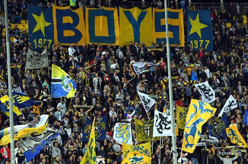 Il Parma supera di misura allo scadre il Sassuolo grazie all'autorete di Bourabia