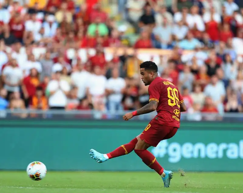 Per i capitolini a segno Cristante, Dzeko, Mkhitaryan e Kluiwert, doppietta di Berardi per gli emiliani.