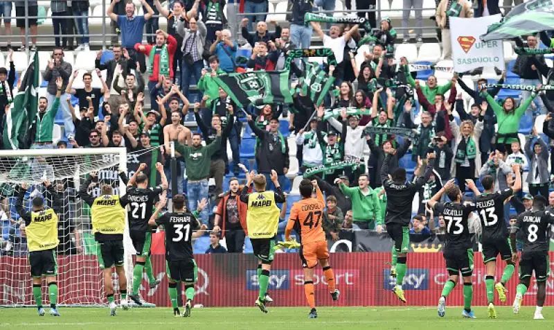 Il Sassuolo schianta la Spal con la doppietta di Caputo e il gol di Duncan, annullato dall'arbitro e riassegnato dal Var.