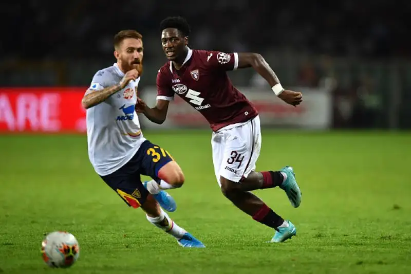 Il Lecce è andato in vantaggio con Farias, e dopo il pareggio su rigore di Belotti, ha trovato il gol vittoria con Mancosu.