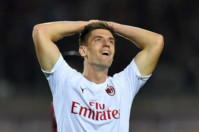 Nuova sconfitta per il Milan di Giampaolo: dopo il ko nel derby, i rossoneri sono stati battuti a Torino dai granata per 2-1.