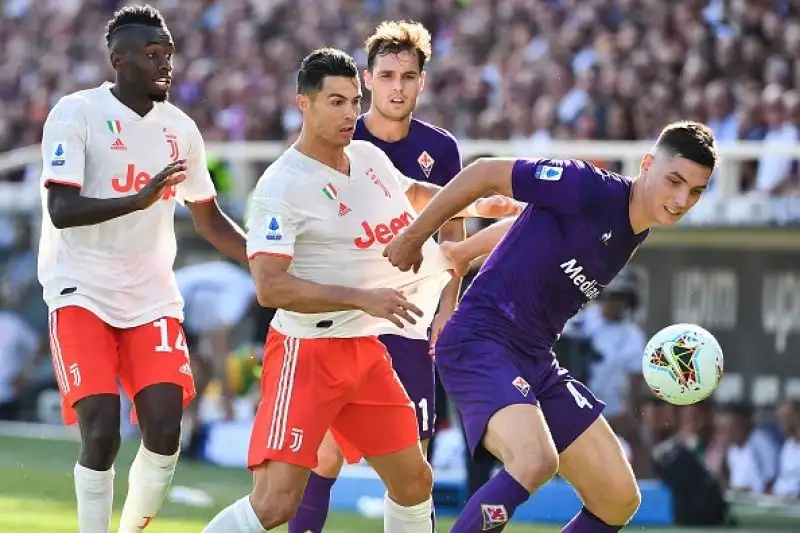 Nel giorno dell'esordio da titolare di Ribery la squadra di Montella pareggio a reti inviolate tra viola e bianconeri.