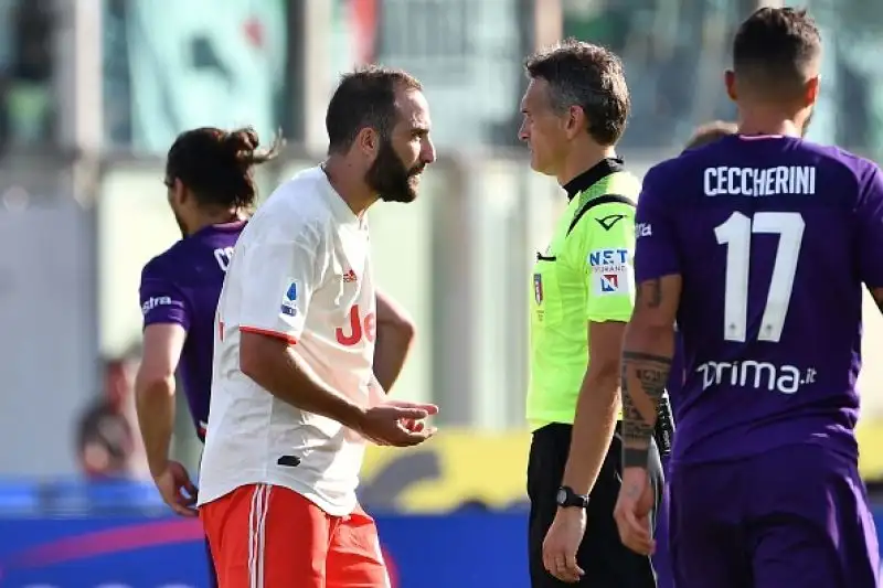 Nel giorno dell'esordio da titolare di Ribery la squadra di Montella pareggio a reti inviolate tra viola e bianconeri.