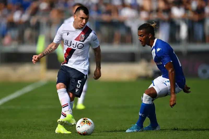 Doppietta di Donnarumma e rete di Cistana per le rondinelle. Bani, Palacio, Poli e Orsolini in gol per gli ospiti.