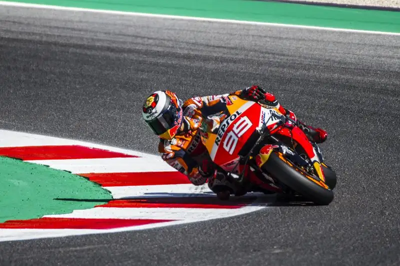 Le immagini delle prove del Gran Premio di San Marino e della riviera di Rimini negli scatti di Cristian Lovati.