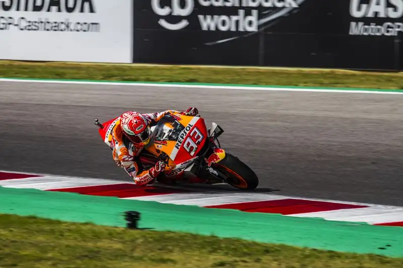 Sul podio con il campione del mondo anche Fabio Quartararo e Vinales, quarto Valentino Rossi, Sesto Dovizioso.