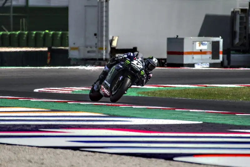 Sul podio con il campione del mondo anche Fabio Quartararo e Vinales, quarto Valentino Rossi, Sesto Dovizioso.