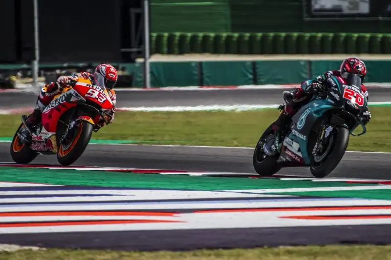 Sul podio con il campione del mondo anche Fabio Quartararo e Vinales, quarto Valentino Rossi, Sesto Dovizioso.