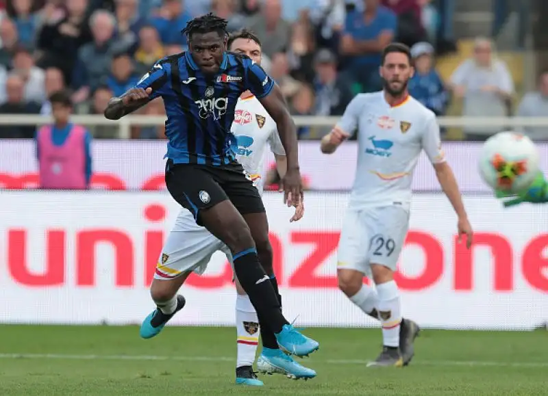 Per gli orobici in gol Gosens, Papu Gomez e Duvan Zapata, di Lucioni il gol della bandiera dei giallorossi.