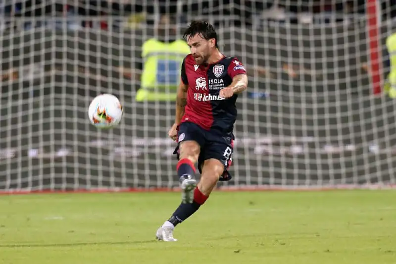 La squadra di Maran piega un Bologna che va in vantaggio ma poi non tiene alla distanza.