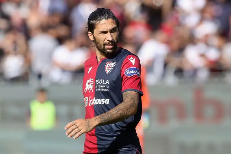 Il Cagliari di Maran piega in casa la Spal per 2-0: Nainggolan (gran gol) e Faragò.