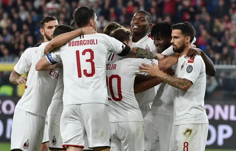 Vantaggio rossoblu con Shone, pareggio di Theo Hernandez e vantaggio degli ospiti con un rigore di Kessie. Nel finale Shone si fa parare un rigore da Reina.