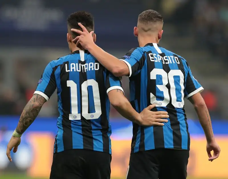 Un gol per tempo per i neroazzurri con Lautaro Martinez e Candreva. L'argentino si è anche fatto parare un rigore sul 1-0.