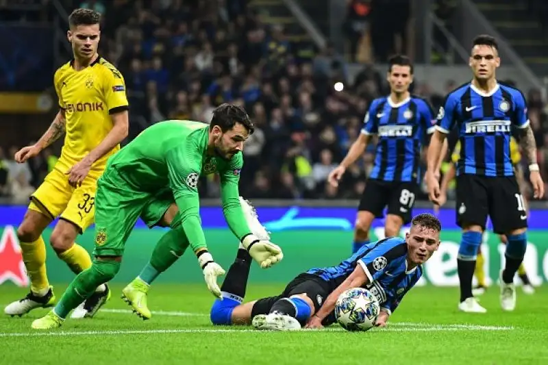 Un gol per tempo per i neroazzurri con Lautaro Martinez e Candreva. L'argentino si è anche fatto parare un rigore sul 1-0.