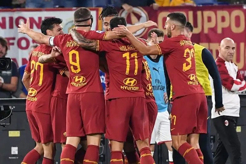 Di Dzeko e Zaniolo le reti giallorosse, Hernandez l'autore del momentaneo pareggio dei meneghini.