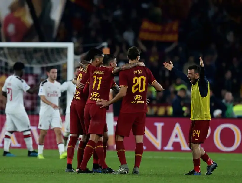 Di Dzeko e Zaniolo le reti giallorosse, Hernandez l'autore del momentaneo pareggio dei meneghini.