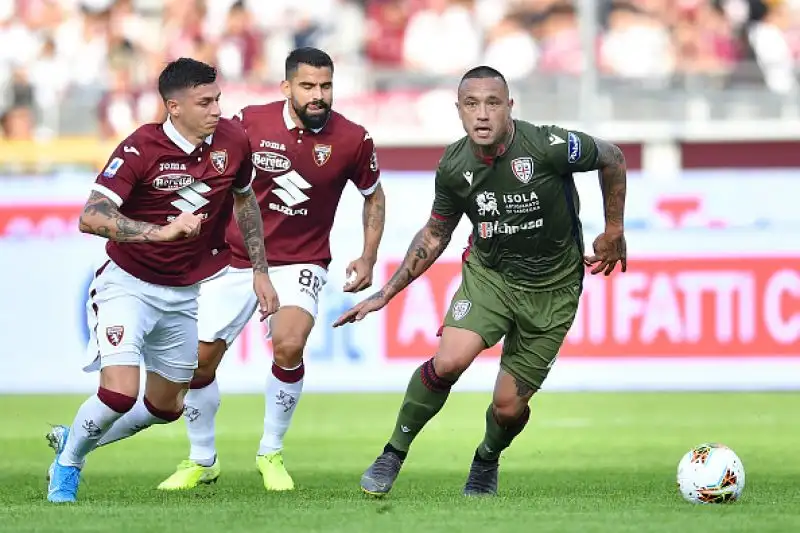Ospiti in vantaggio nel primo tempo con un gol dell'uruguaiano Nandez, pareggio granata nella ripresa con Zaza.