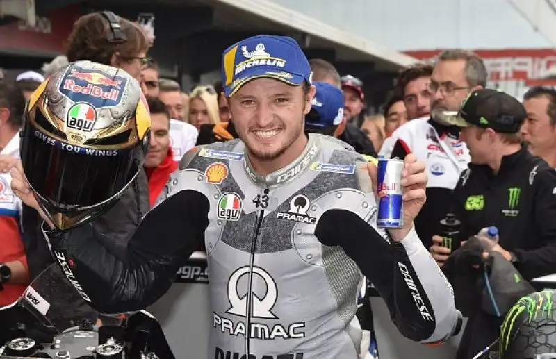 Alle spalle dello spagnolo Crutchlow e l'australiano Jack Miller. Quarto Bagnaia, sesto Iannone e ottavo Valentino Rossi alle spalle di Dovizioso.