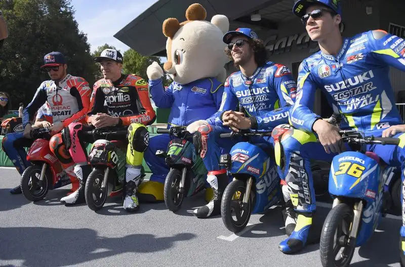 Un simpatico fuori programma ha aperto il fine settimana di Motegi.