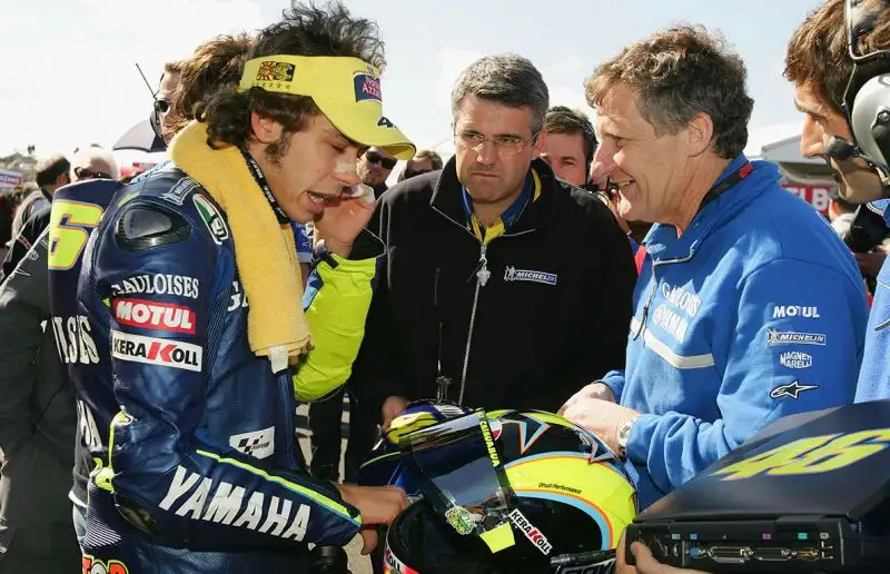 A Phillip Island il n.46 portò a casa il primo titolo iridato nella classe regina con la Yamaha.