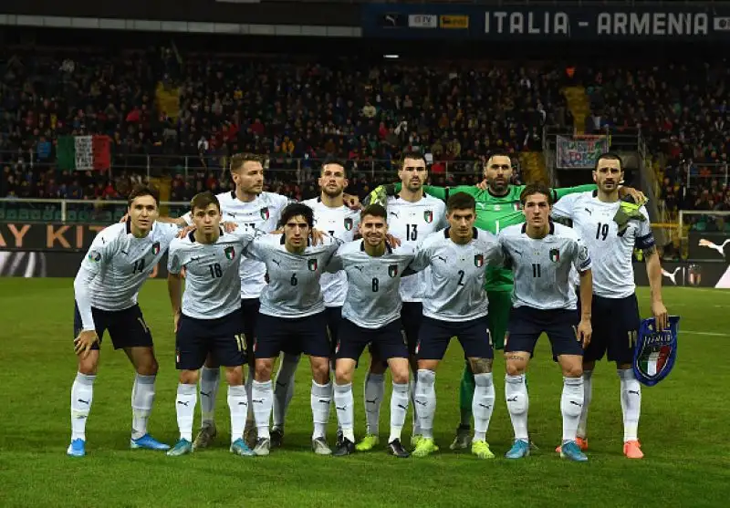 Successo da record per gli Azzurri di Roberto Mancini: girone di qualificazione agli Europei chiuso con 10 vittorie su 10.
