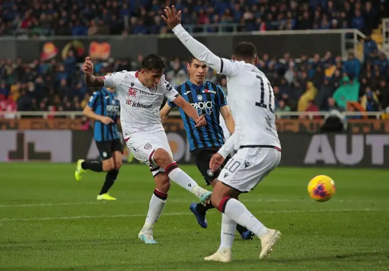 Cagliari da Champions: Atalanta battuta e agganciata. Impresa della squadra di Maran a Bergamo: 2-0 e quarto posto in coabitazione con i nerazzurri.