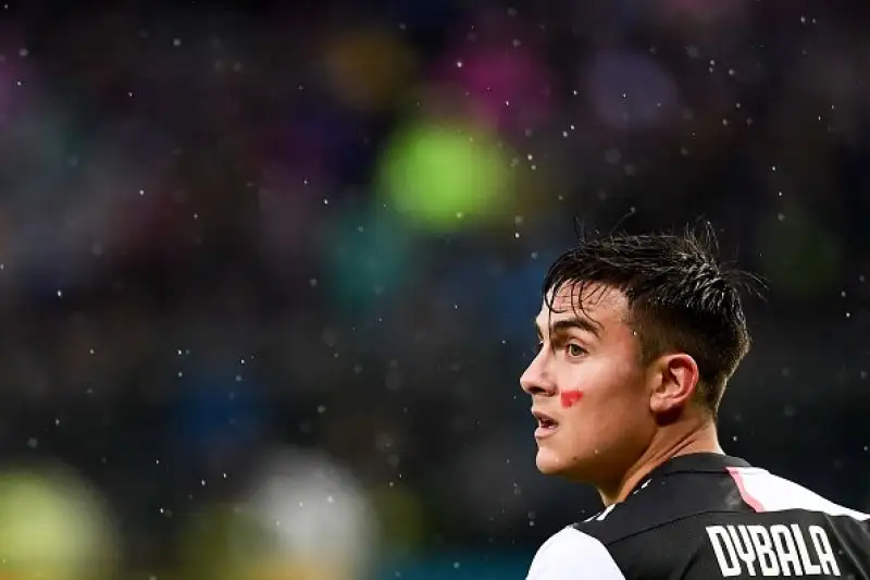 La Juventus piega l'Atalanta per 3-1 a Bergamo e conquista una vittoria preziosa in una partita valida per il tredicesimo turno di serie A.