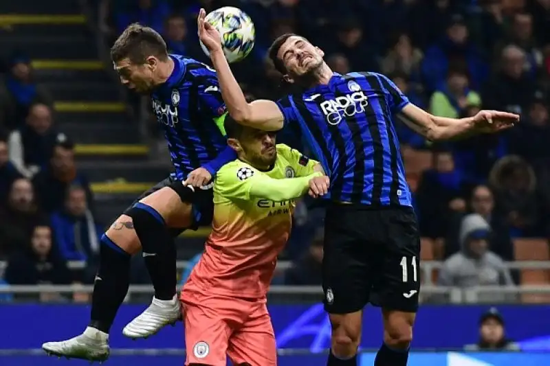 L'Atalanta sfiora l'impresa: frenato il City. La squadra di Gasperini conquista il suo primo storico punto nella competizione continentale.