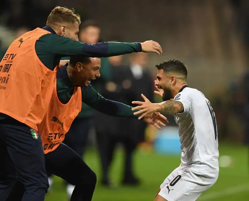 Per la squadra di Roberto Mancini sono andati in gol Acerbi, Insigne e Belotti.