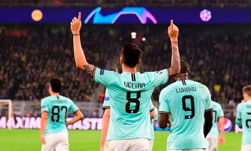 Il solito Lautaro e Vecino hanno portato l'Inter sul 2-0, nella ripresa una doppietta di Hakimi e una rete di Brandt hanno ribaltato il risultato.