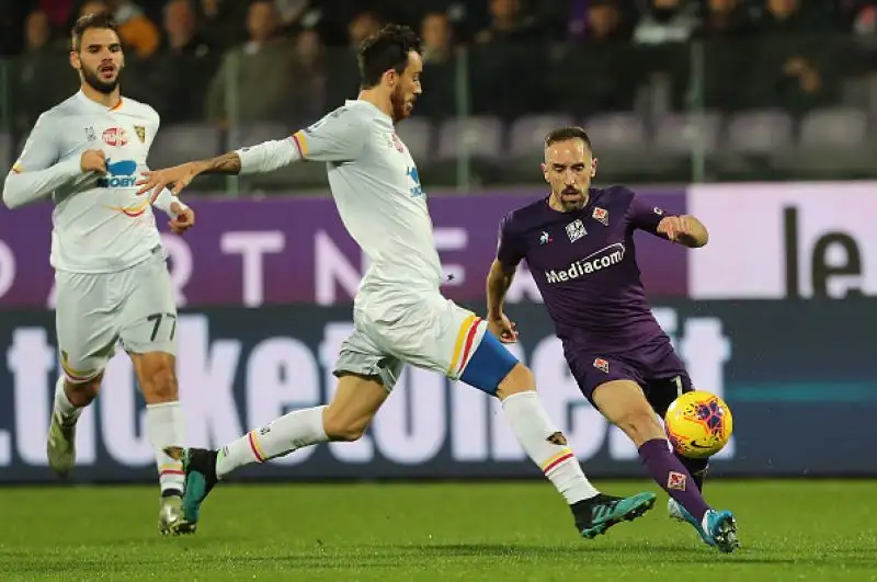 L'incontro è stato deciso da una rete di La Mantia ad inizio ripresa, infortunio e sostituzione a fine primo tempo per Frank Ribery.