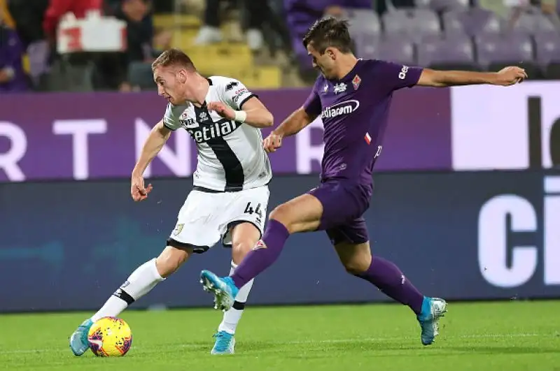 Castrovilli replica a Gervinho: pari a Firenze. E' terminato 1-1 il primo posticipo dell'undicesima giornata di serie A.