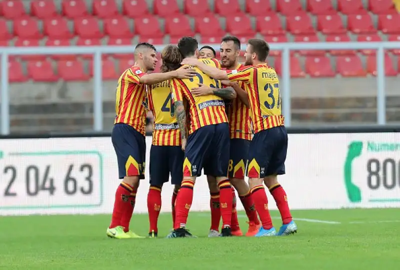 Lecce e Sassuolo pareggiano per 2-2 lo scontro salvezza al Via del Mare.