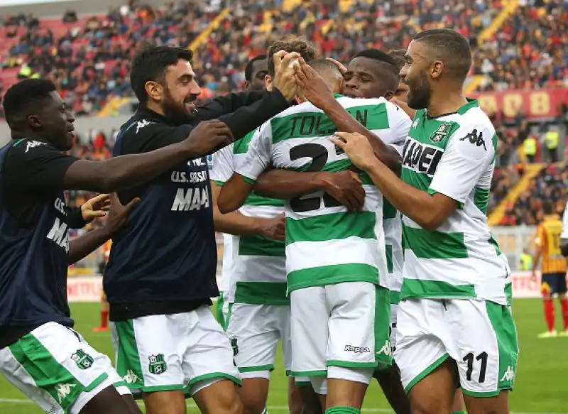 Lecce e Sassuolo pareggiano per 2-2 lo scontro salvezza al Via del Mare.