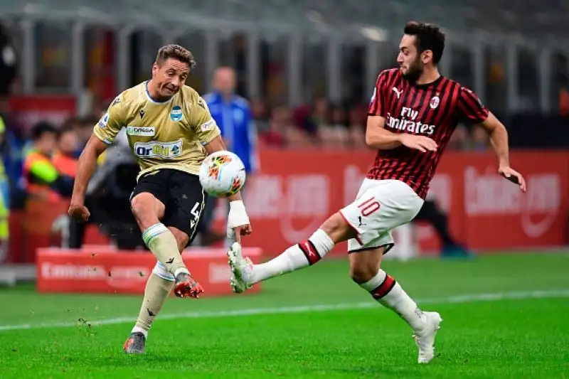 Rivincita Suso: il Milan batte la Spal e torna a sorridere. Decisivo il gol del contestatissimo spagnolo, entrato in campo nella ripresa.