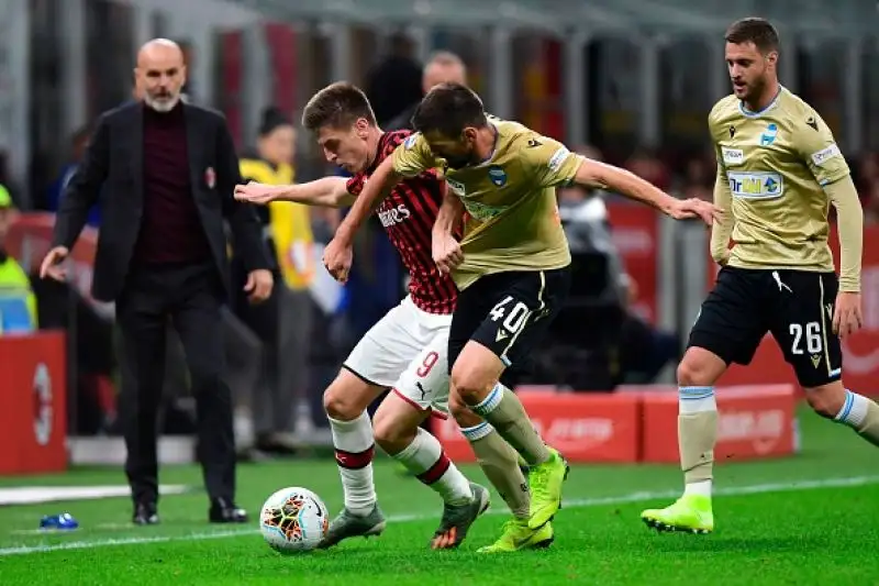 Rivincita Suso: il Milan batte la Spal e torna a sorridere. Decisivo il gol del contestatissimo spagnolo, entrato in campo nella ripresa.
