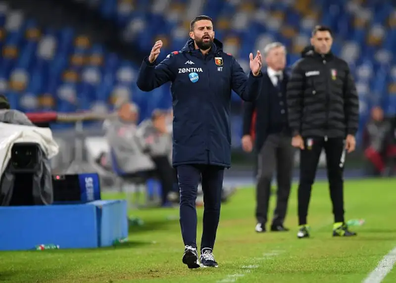 Poche emozioni nella prima frazione di gioco, gli azzurri non si scuotono neanche nella ripresa nonostante i cambi.