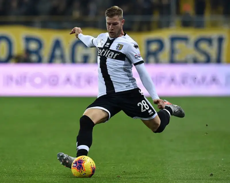 I giallorossi vengono battuti dalle reti di Sprocati e Cornelius nella ripresa e scivolano al sesto posto a 22 punti.