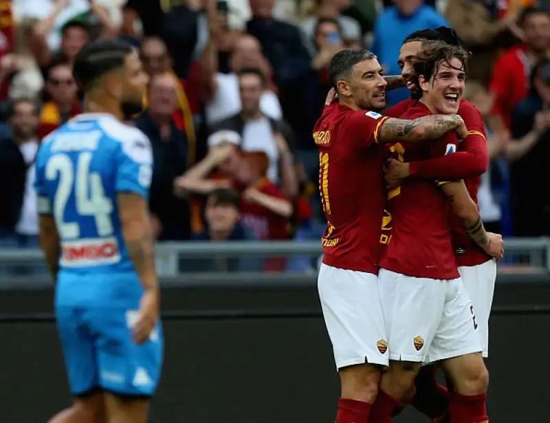 Il solito Zaniolo e Veretout aprono la crisi del Napoli. Due punti nelle ultime tre gare per i partenopei che vengono piegati dalla Roma.