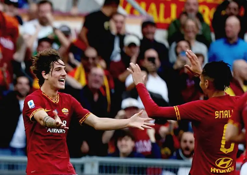 Il solito Zaniolo e Veretout aprono la crisi del Napoli. Due punti nelle ultime tre gare per i partenopei che vengono piegati dalla Roma.