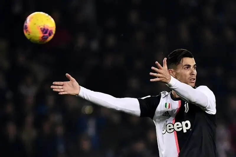 La Juventus si riprende la testa: De Ligt rinasce nel derby. I bianconeri superano il Torino di misura: decide una girata dell'olandese a metà ripresa.