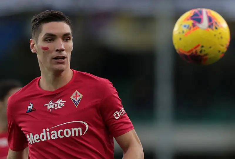 Il Verona vola e mette la freccia con Di Carmine. Vittoria e sorpasso sulla Fiorentina per la squadra di Juric.
