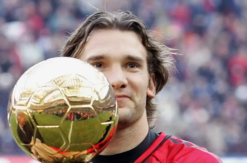 Andriy Shevchenko, bomber ucraino del Milan, se l’è assicurato nel 2004.